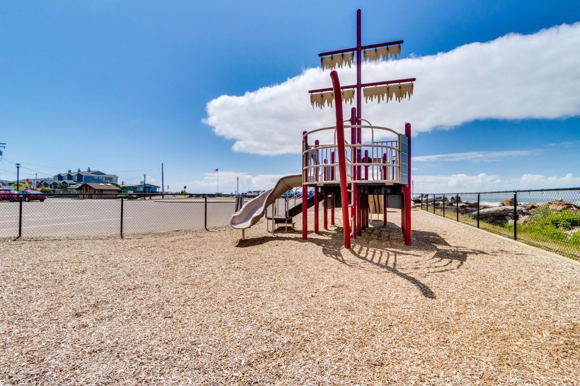 Getaway Oceanfront Lodging Rockaway Beach Room photo